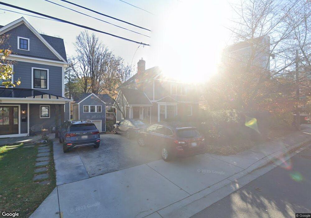 4610 Harling Ln, Bethesda, MD 20814 - photo 1