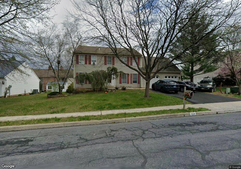 1008 Boeshore Cir, Reading, PA 19605 - photo 1