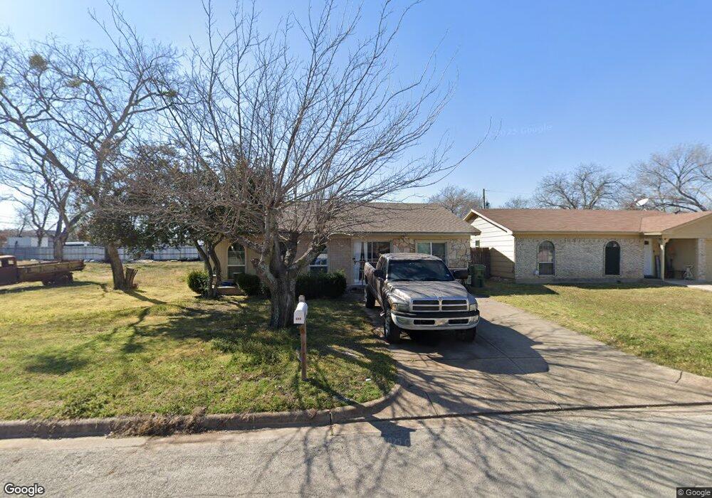 605 Hallvale Dr, Fort Worth, TX 76108 - photo 1