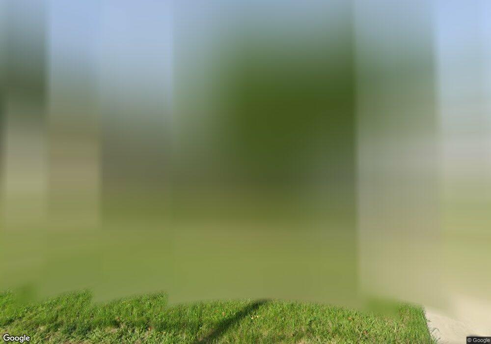 2316 Larchmont Dr, Wickliffe, OH 44092 - photo 1