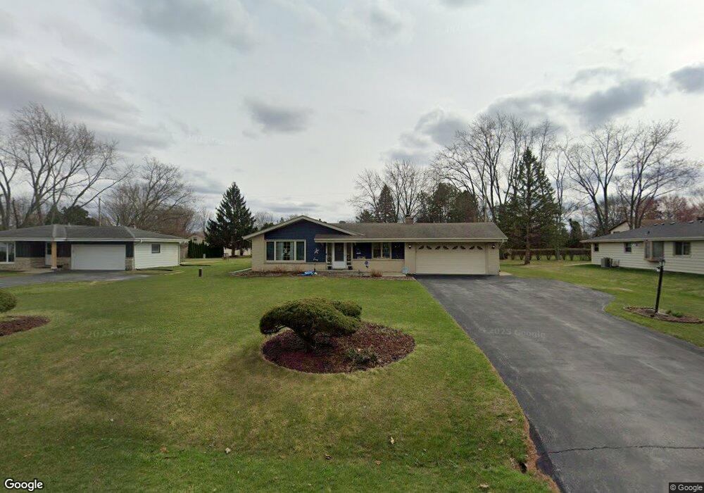 11801 W James Ave, Franklin, WI 53132 - photo 1