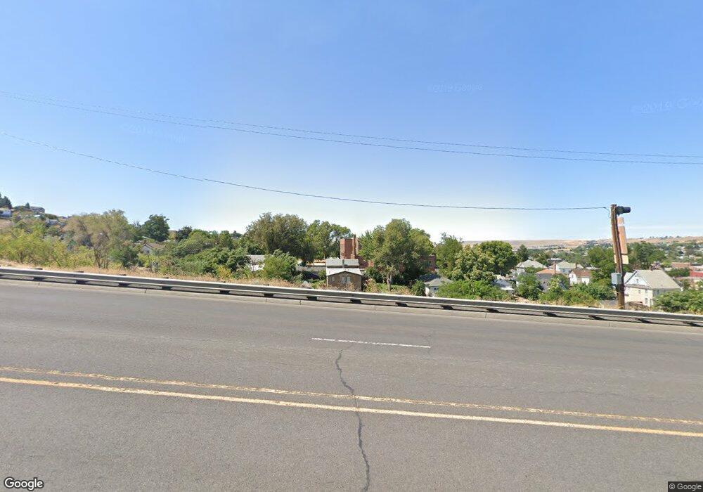 719 SE 4th St, Pendleton, OR 97801 - photo 1