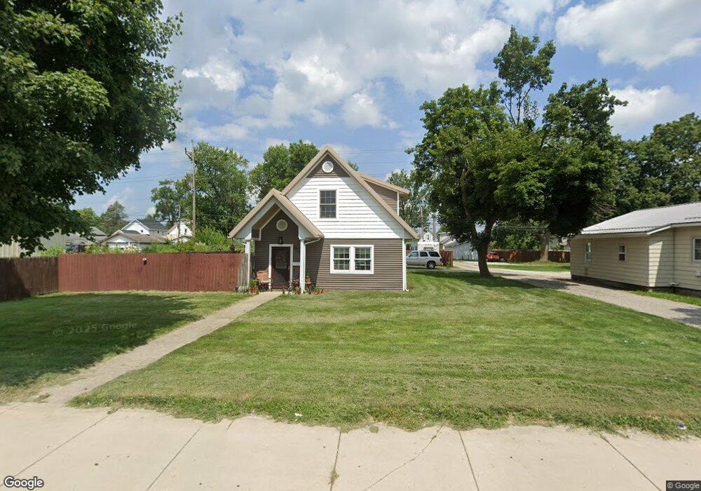 806 E Market St, Nappanee, IN 46550 - photo 1