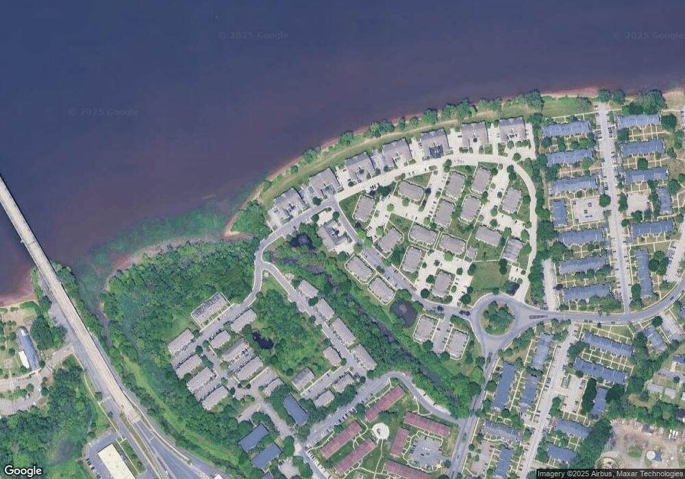 1505 Lakeside Dr unit 1505, Palmyra, NJ 08065 - photo 1