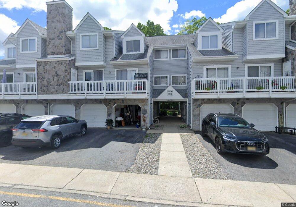 608 Schley Ave unit 8, Toms River, NJ 08755 - photo 1
