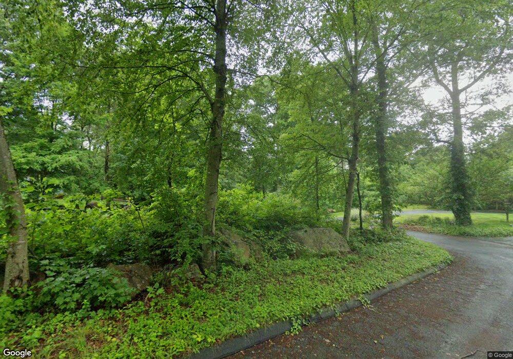 70 Hoadley Creek Cir, Guilford, CT 06437 - photo 1