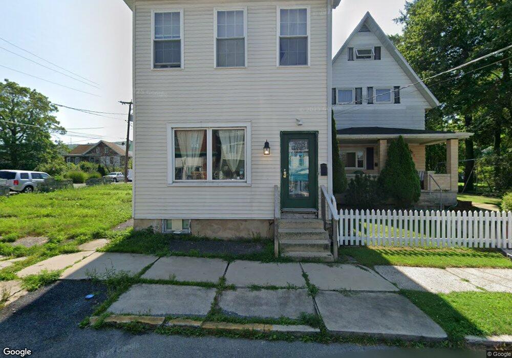 330 Center St, Jim Thorpe, PA 18229 - photo 1