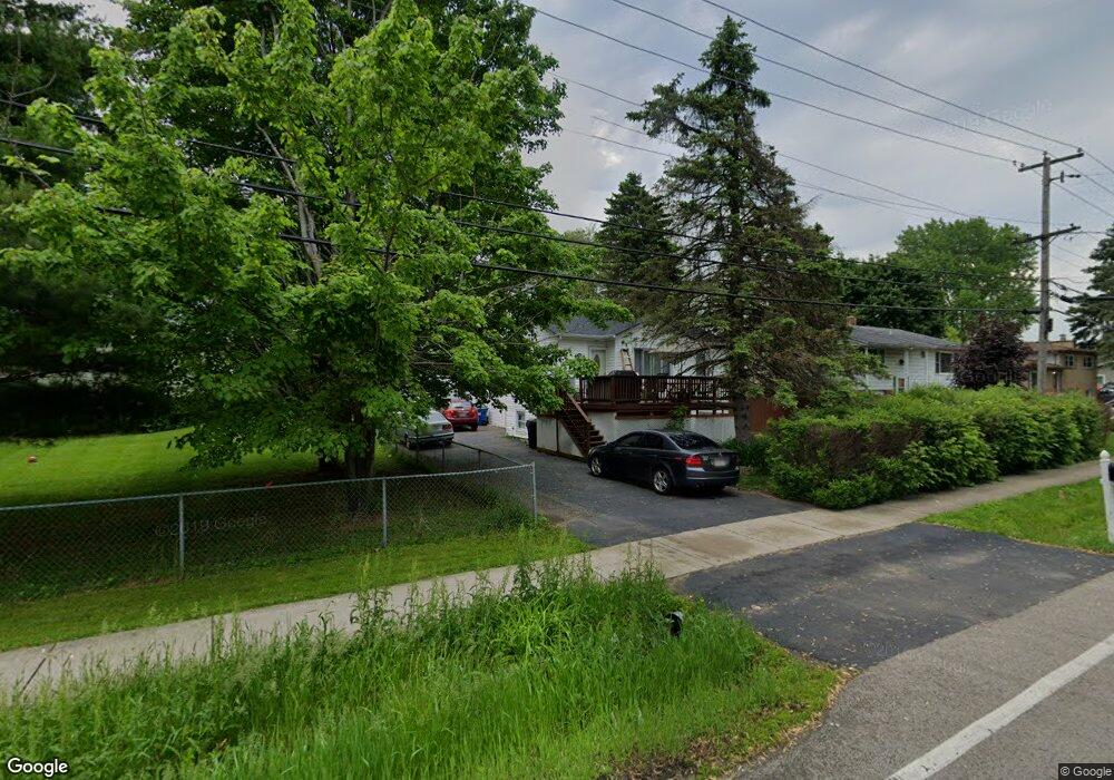 164 Kings Rd unit 1, Carpentersville, IL 60110 - photo 1