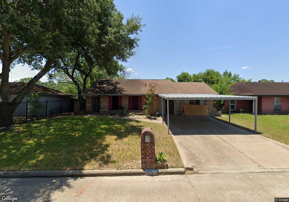2211 Deerhurst Ln, Houston, TX 77088 - photo 1