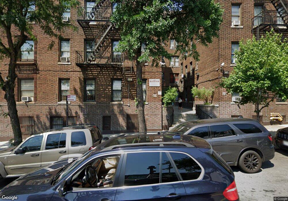 217 W 238th St unit 11, Bronx, NY 10463 - photo 1