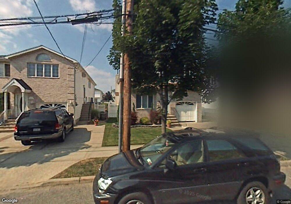 261 Kramer Ave, Staten Island, NY 10309 - photo 1