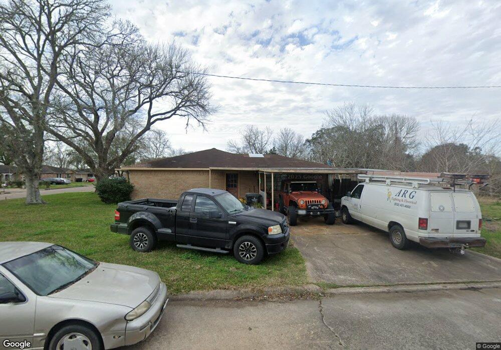 4401 Stansel Dr, Alvin, TX 77511 - photo 1