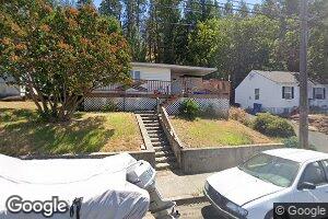 902 N Park St, Colfax, WA 99111