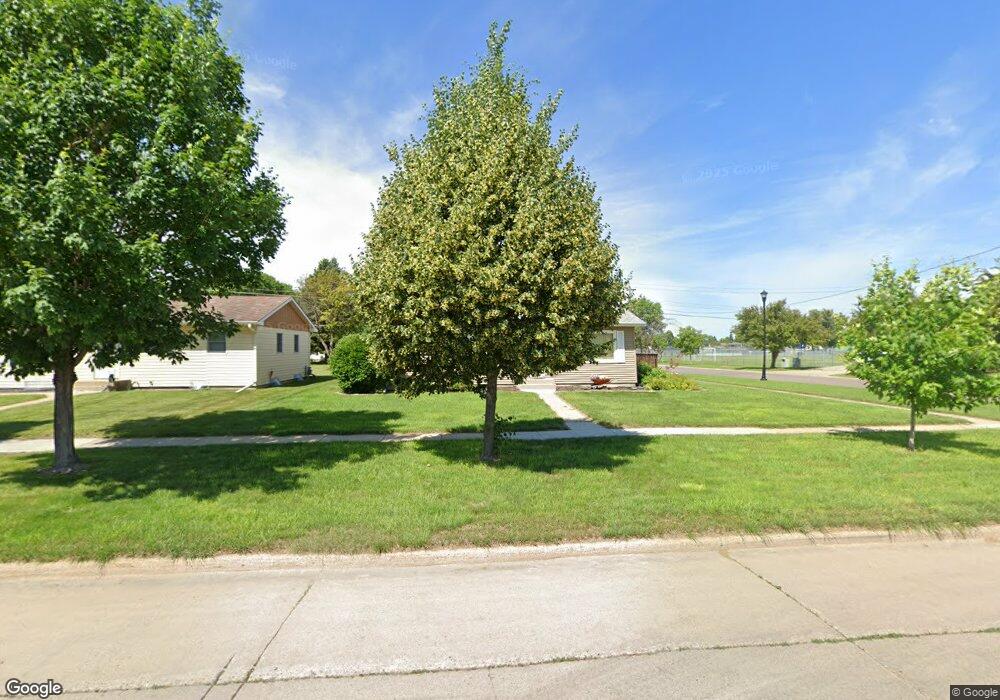 1801 17th St S, Fargo, ND 58103 - photo 1