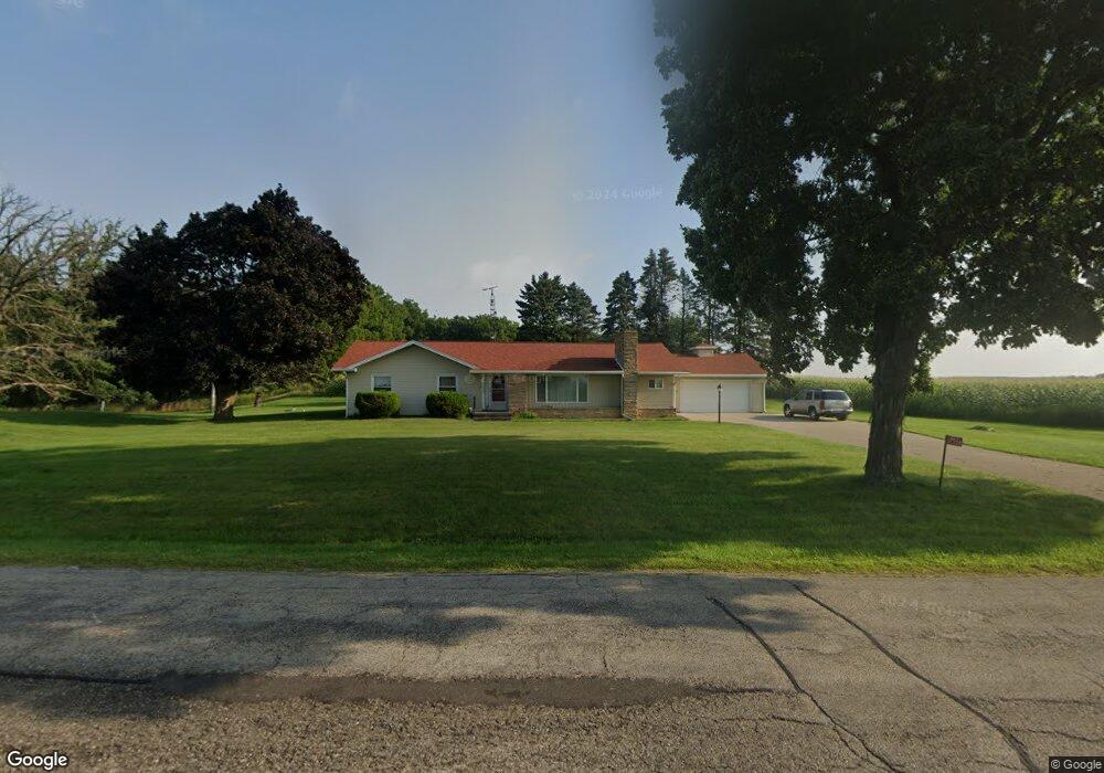 17556 W Evansville Brooklyn Rd, Evansville, WI 53536 - photo 1