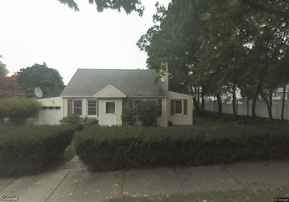 99 Russell Rd, Newton, MA 02458 - photo 1