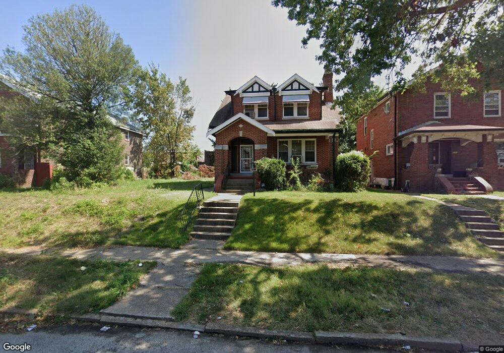 4616 Carrie Ave, Saint Louis, MO 63115 - photo 1