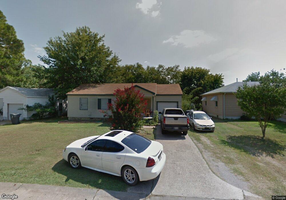 422 Oak St, Ardmore, OK 73401 - photo 1