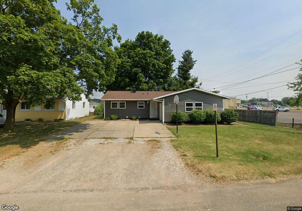 901 Chella St, Sturgis, MI 49091 - photo 1