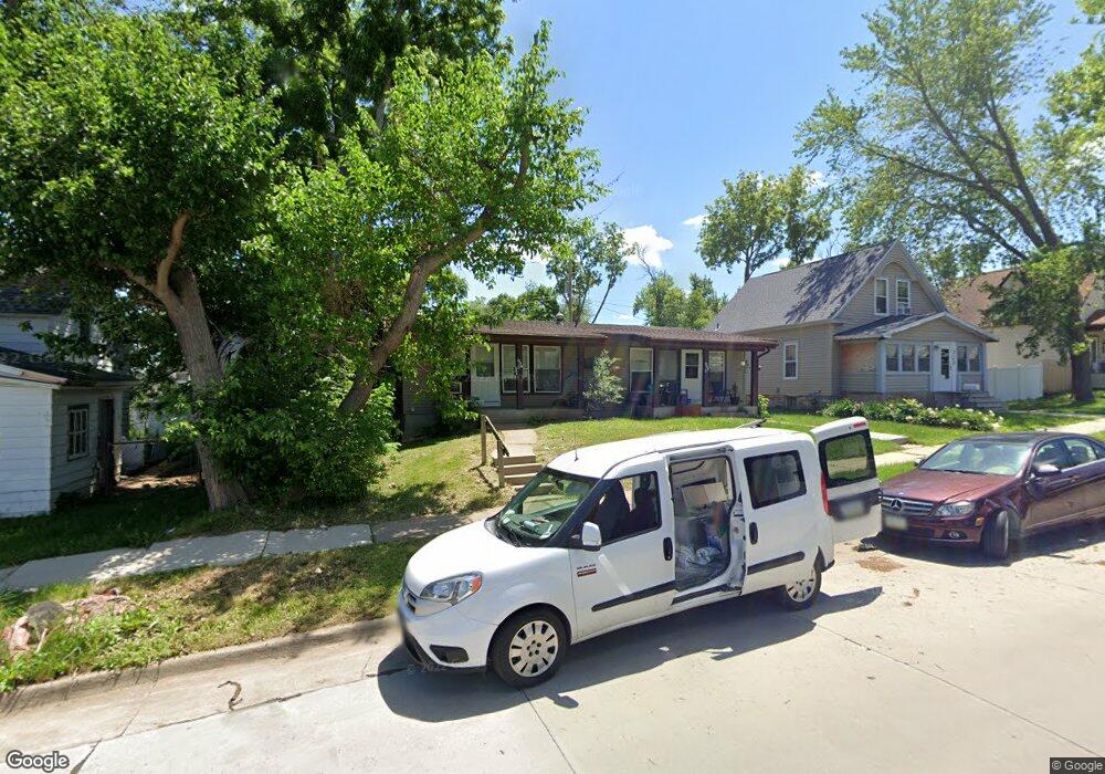 287 13th St NW unit B, Cedar Rapids, IA 52405 - photo 1