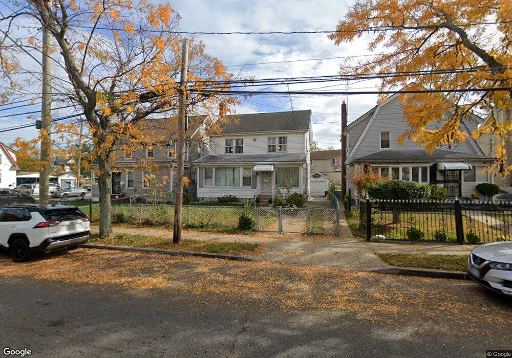 17830 Baisley Blvd, Jamaica, NY 11434 - photo 1