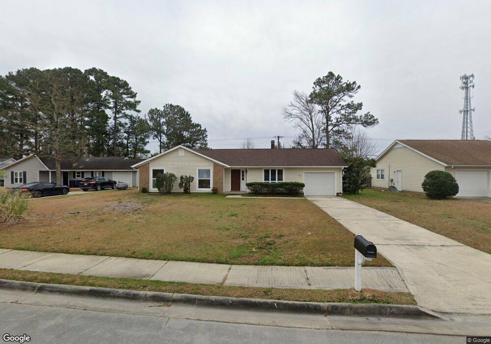 202 Warren Ct, Jacksonville, NC 28546 - photo 1