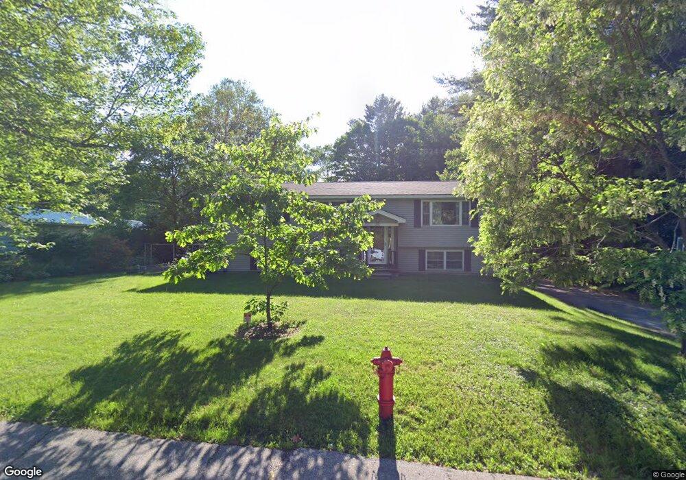 207 Maple St, Bethlehem, NH 03574 - photo 1