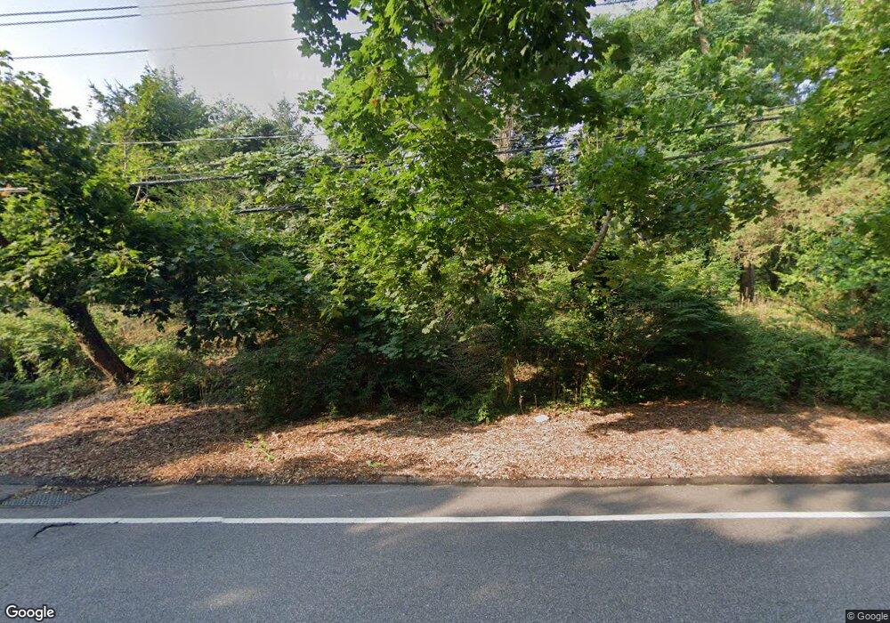 8 Old Field Rd, Setauket, NY 11733 - photo 1