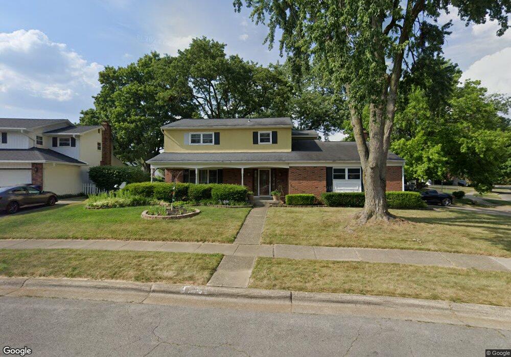 1774 Pin Oak Dr, Columbus, OH 43229 - photo 1