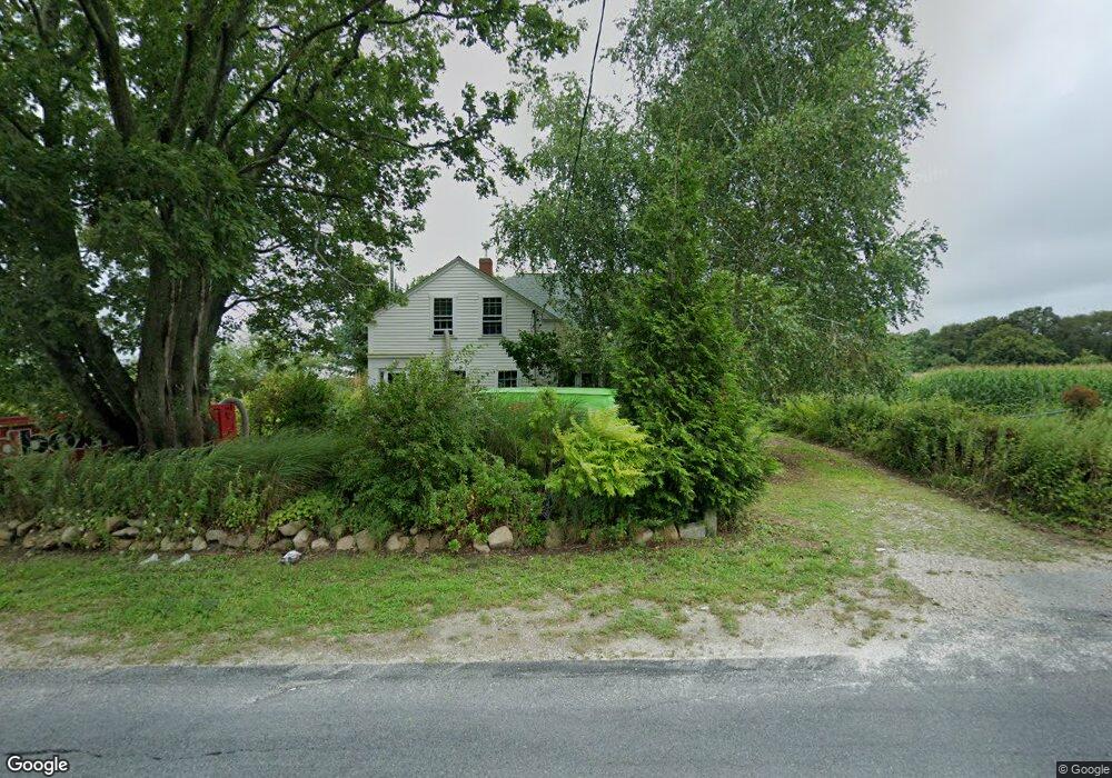 408 Hixbridge Rd unit WINTER RENT, Westport, MA 02790 - photo 1