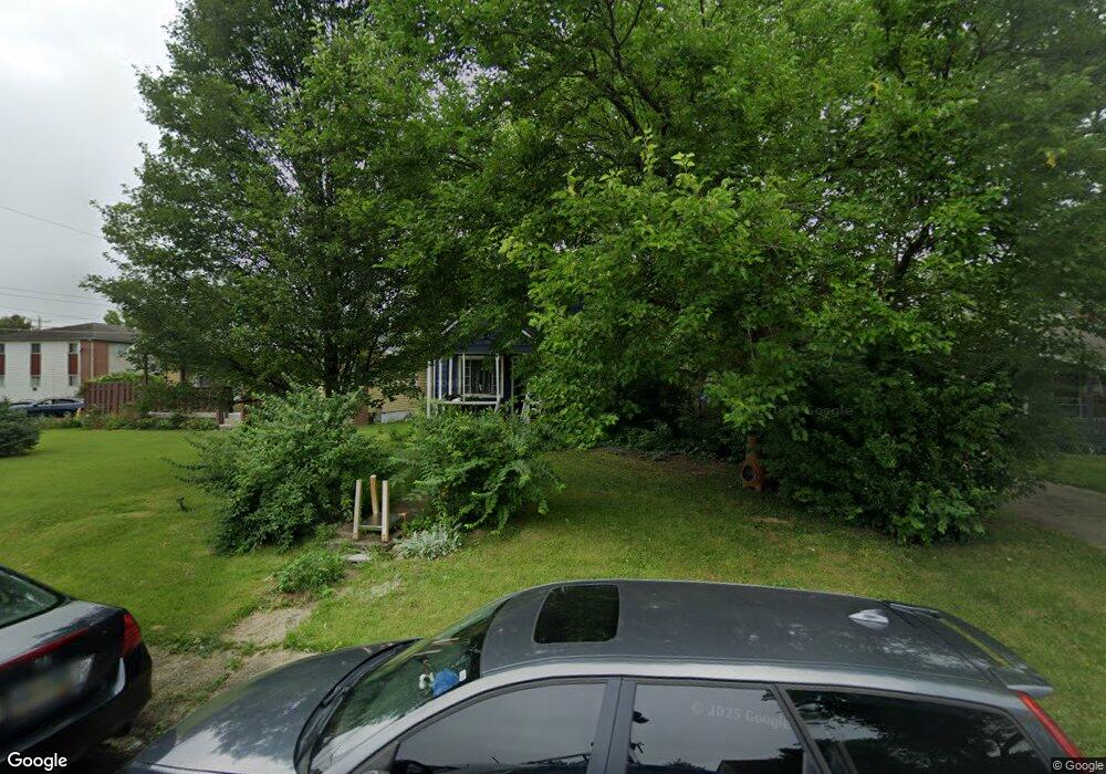 916 Ruby Ave, Columbus, OH 43227 - photo 1