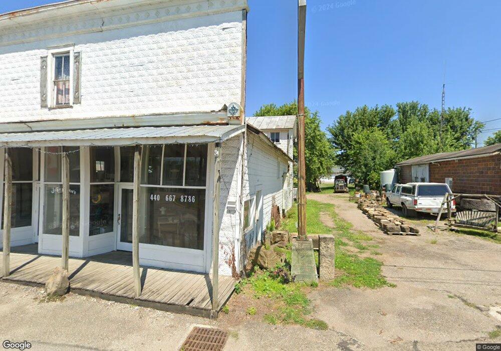 121 S Main St, Sugar Grove, OH 43155 - photo 1