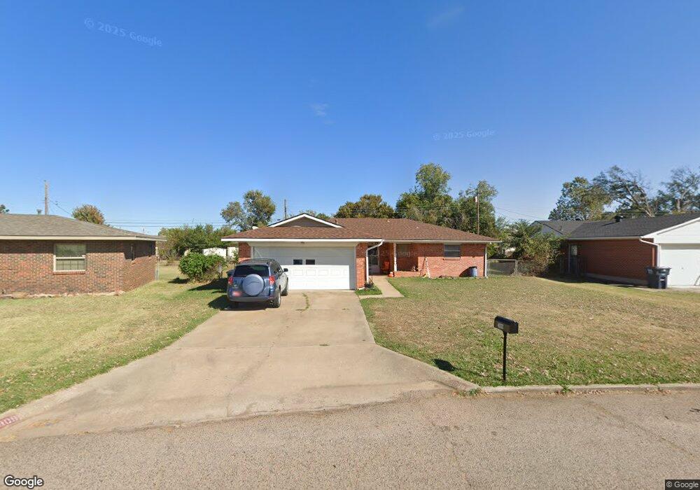 3909 N Chapman Ave, Shawnee, OK 74804 - photo 1