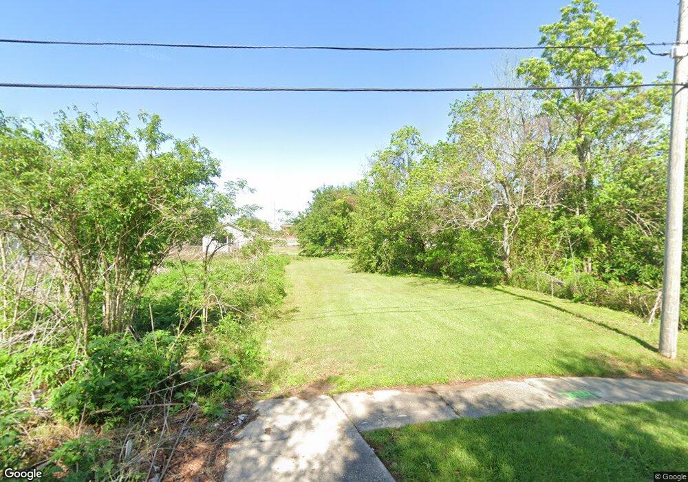 2914 Clouet St, New Orleans, LA 70126 - photo 1