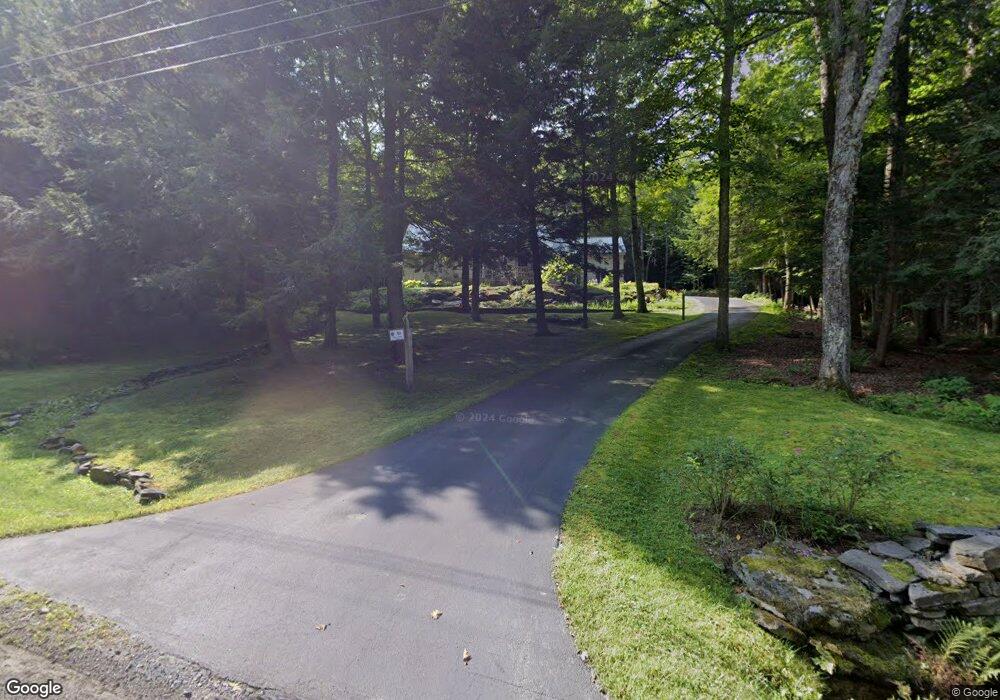 59 Robert Frost Ln, Hartford, VT 05047 - photo 1