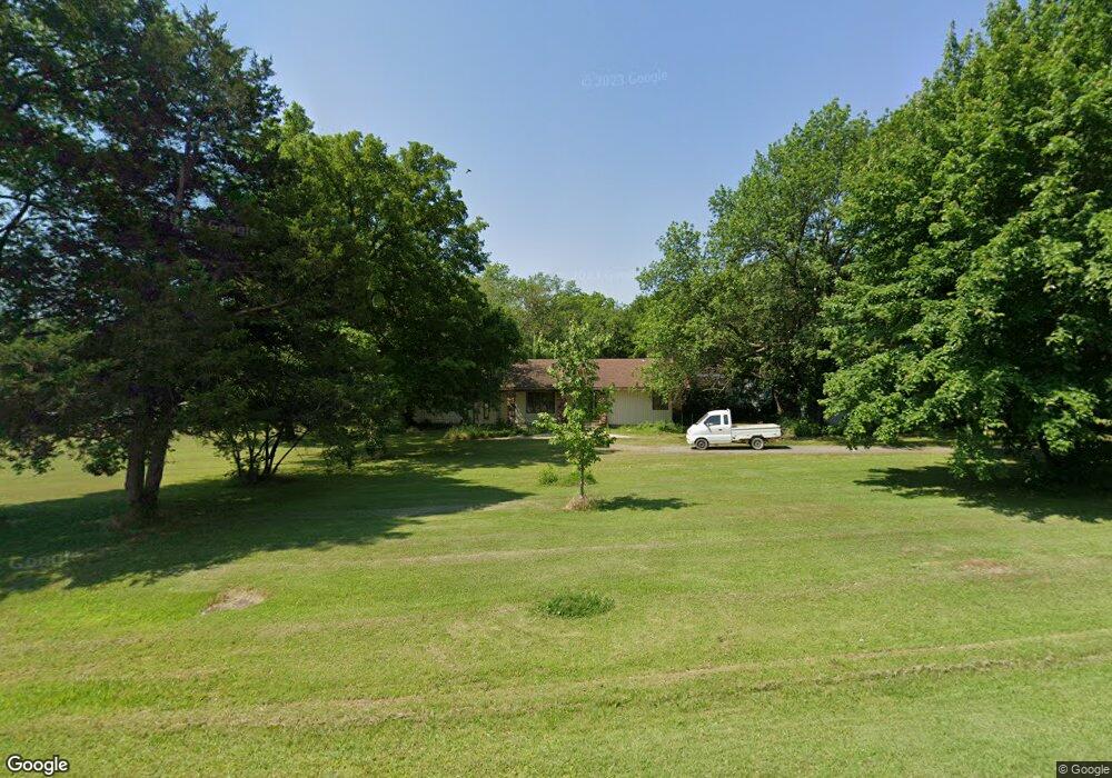 525 E Main St, Chouteau, OK 74337 - photo 1