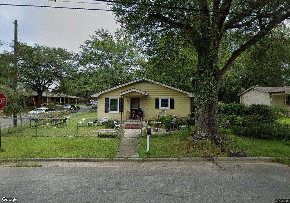 624 5th St NW, Moultrie, GA 31768 - photo 1