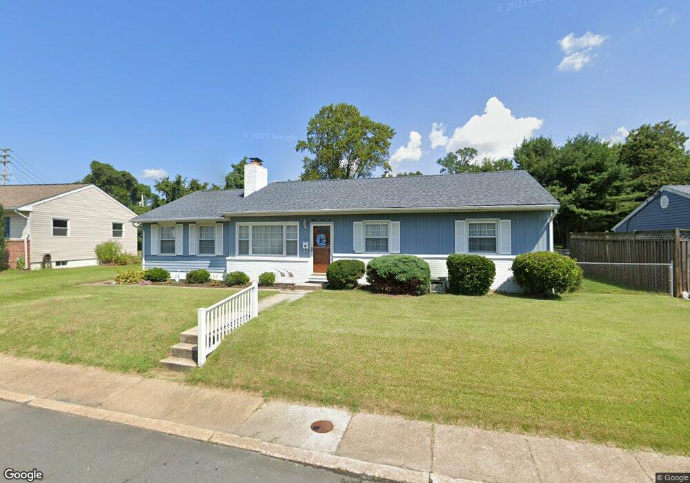 1146 Mchenry Dr, Glen Burnie, MD 21061 - photo 1