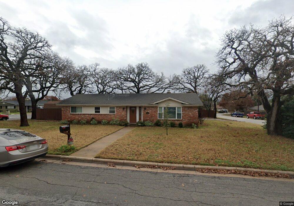 837 Woodcrest Dr, Hurst, TX 76053 - photo 1