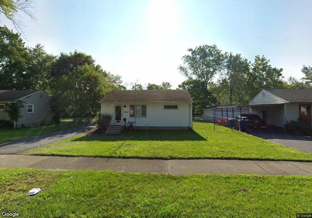 2805 N Pine St, Waukegan, IL 60087 - photo 1
