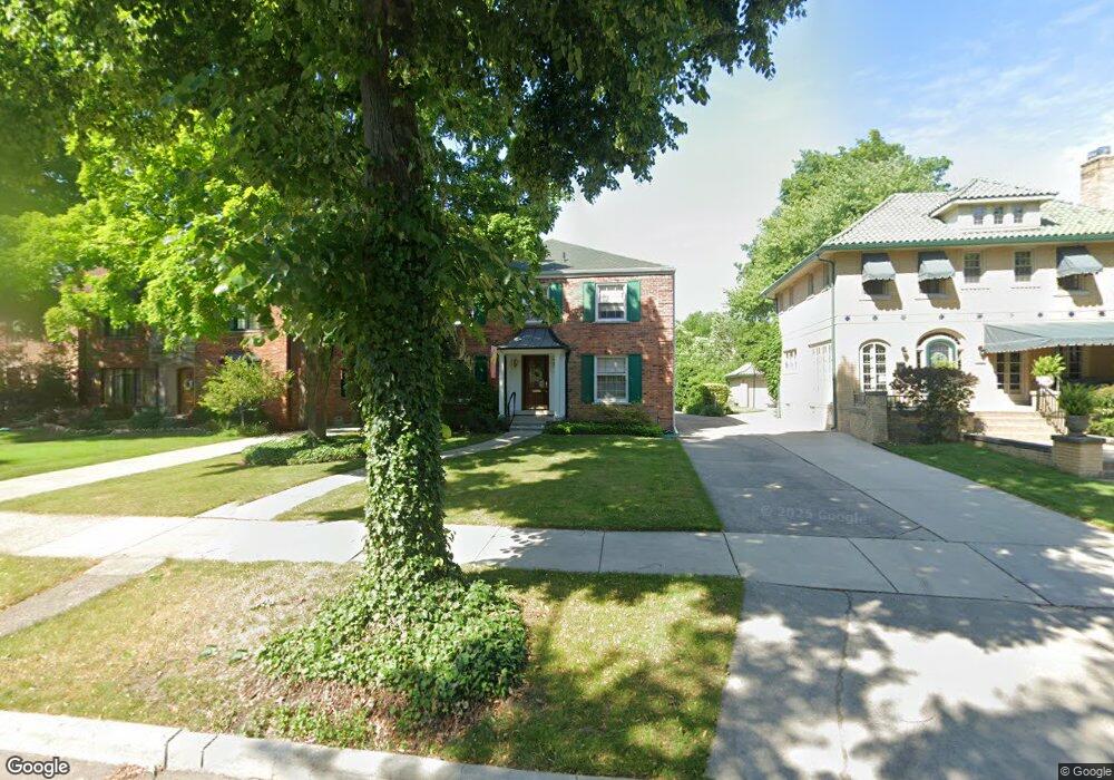 1239 Audubon Rd, Grosse Pointe Park, MI 48230 - photo 1