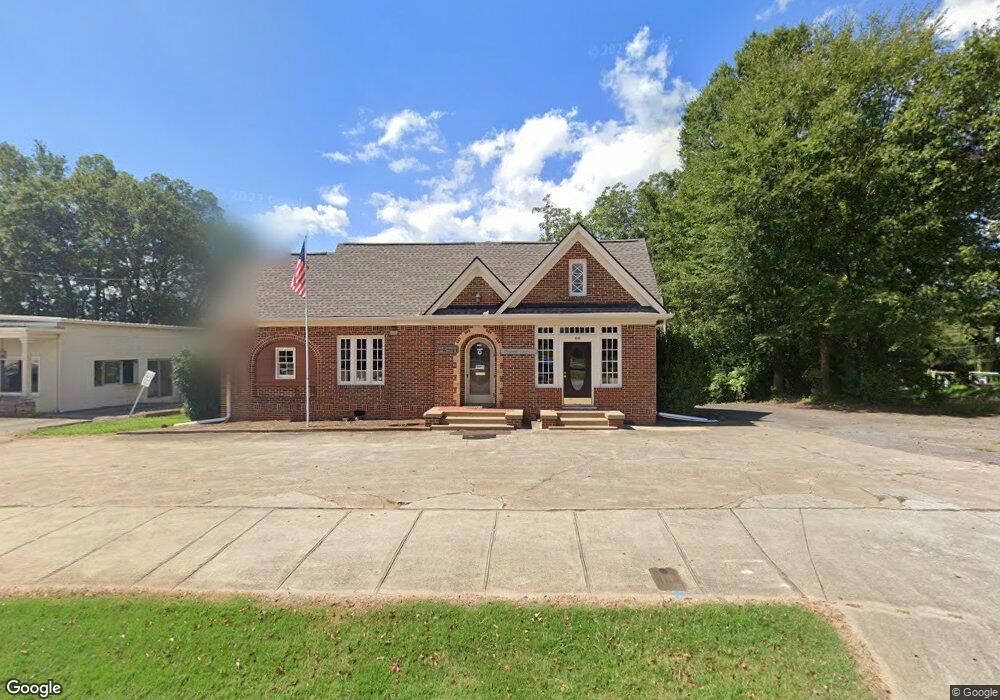 1939 N Elm St, Commerce, GA 30529 - photo 1