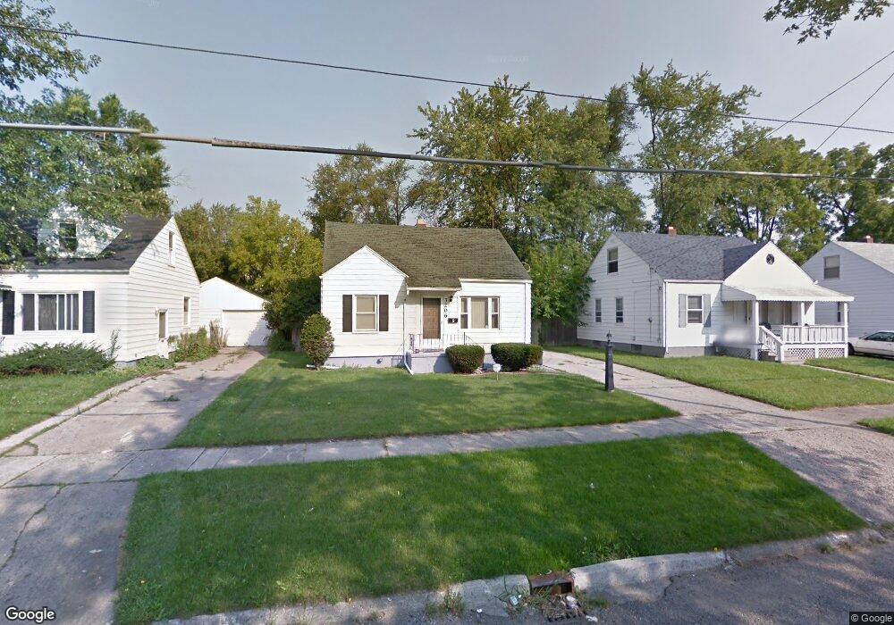 3206 Brandon St, Flint, MI 48503 - photo 1