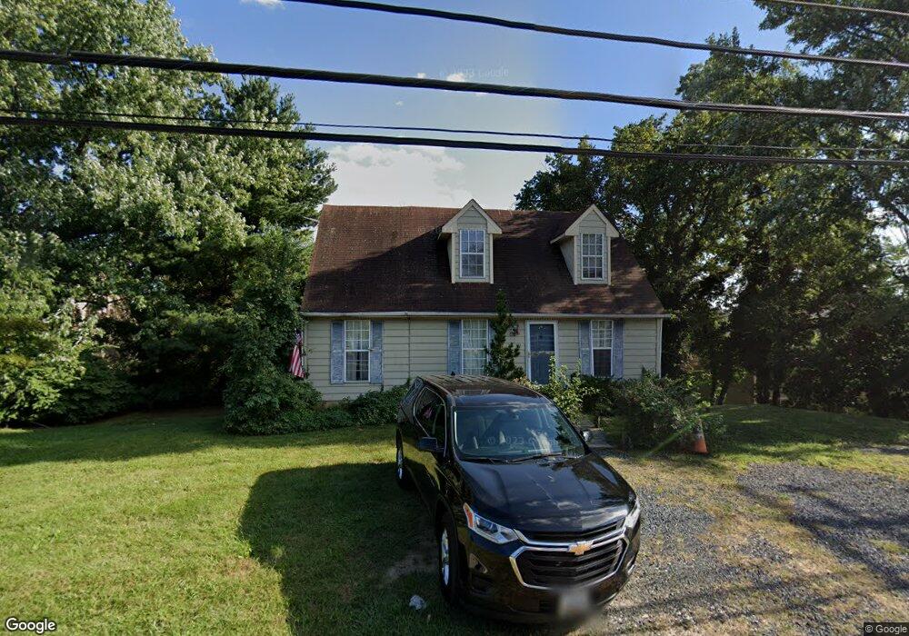 8911 Satyr Hill Rd, Parkville, MD 21234 - photo 1