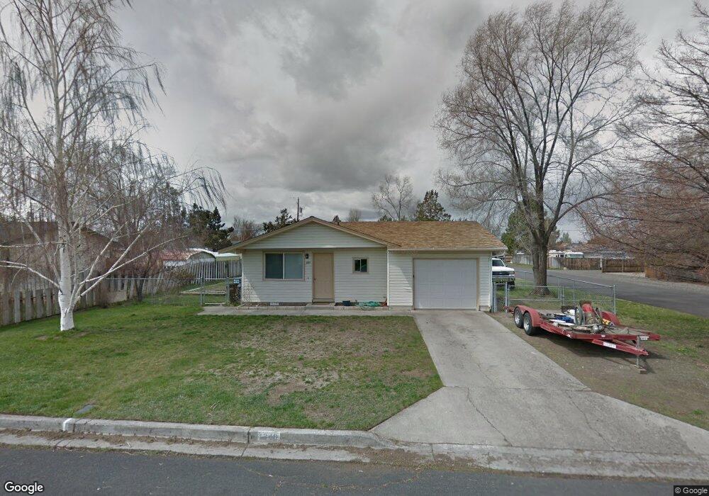 1349 NW 8th St, Redmond, OR 97756 - photo 1