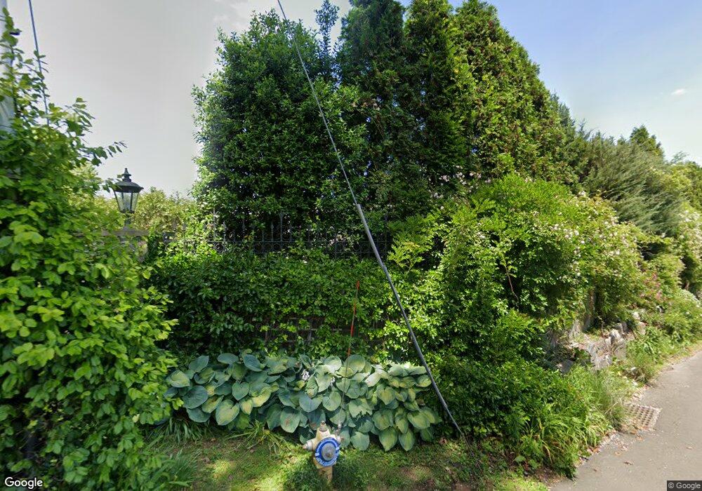 10 Byram Dock St, Greenwich, CT 06830 - photo 1