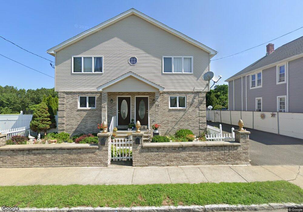 22 Quebec St, Indian Orchard, MA 01151 - photo 1