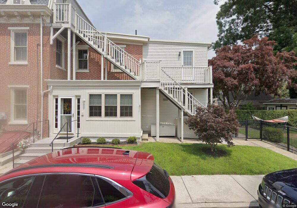 219 S Broad St unit 1-4, Kennett Square, PA 19348 - photo 1