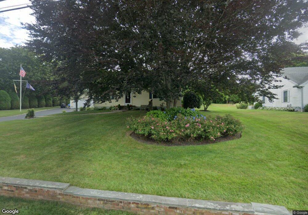 26 Upland Way, Mattapoisett, MA 02739 - photo 1