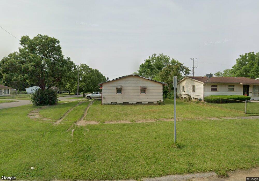 6611 Daryll Dr, Flint, MI 48505 - photo 1